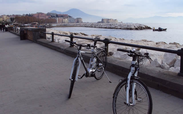 I Bike Naples in bicicletta per scoprire Napoli