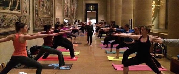 yoga nei musei di napoli
