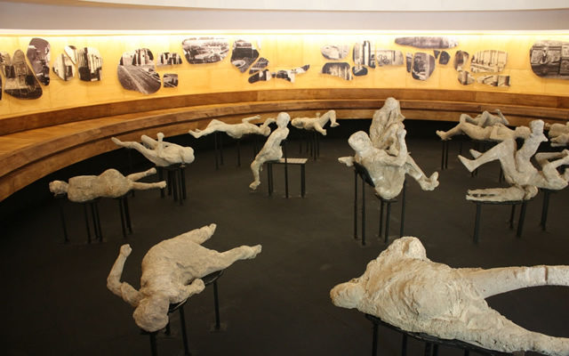 Prorogata la mostra Rapiti alla morte a Pompei