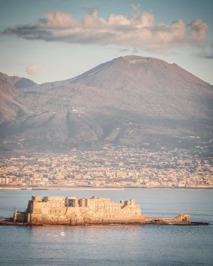 Il Castel dell'Ovo a Napoli