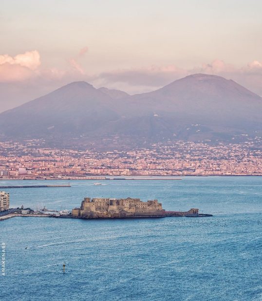 Napoli e il vesuvio