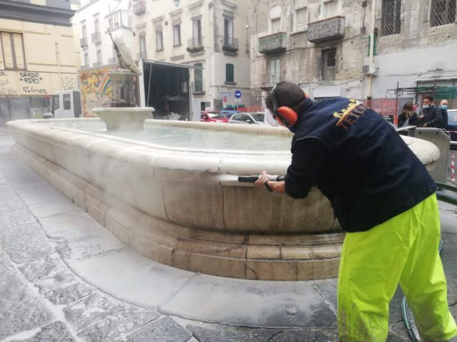 Restaurate 2 Fontane Del 500 A Forcella La Fontana Della Scapigliata E Del Capone Napoli Da Vivere