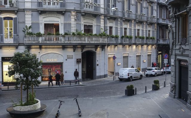 Gucci riapre a in via dei con uno store a 3 piani | Napoli da Vivere