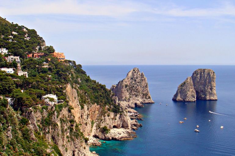 Capri-e-Ischia-sono-le-Isole-più-belle-d’Italia-secondo-TripAdvisor.jpg