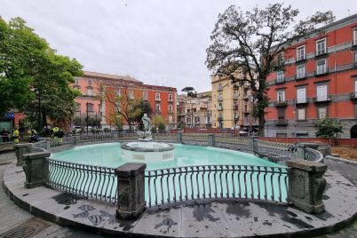 Fontana-del-Tritone-3.jpg