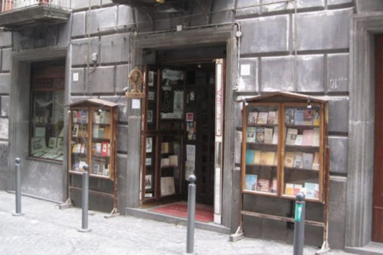 La-storica-Libreria-Colonnese-apre-a-San-Biagio-dei-Librai.jpg
