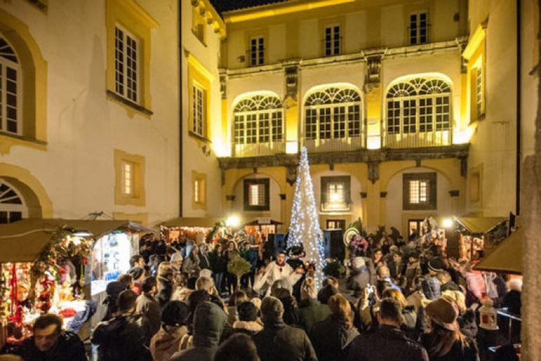 Mercatini-di-Natale-2016-nel-Castello-di-Ottaviano.jpg