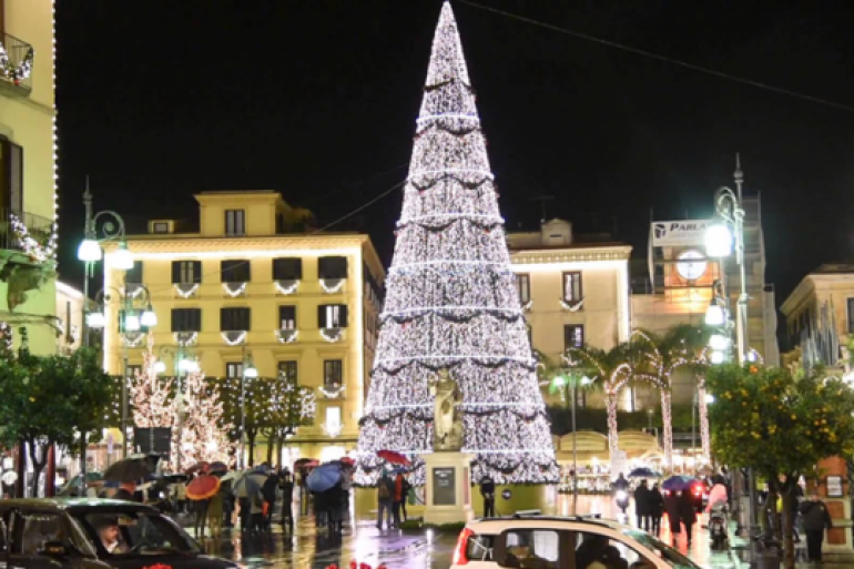 Natale-2016-a-Sorrento-mercatini-spettacoli-e-luminarie.png