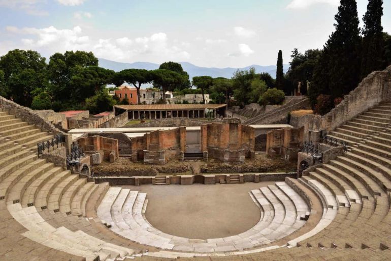 Pompei-teatro-grande-1.jpeg