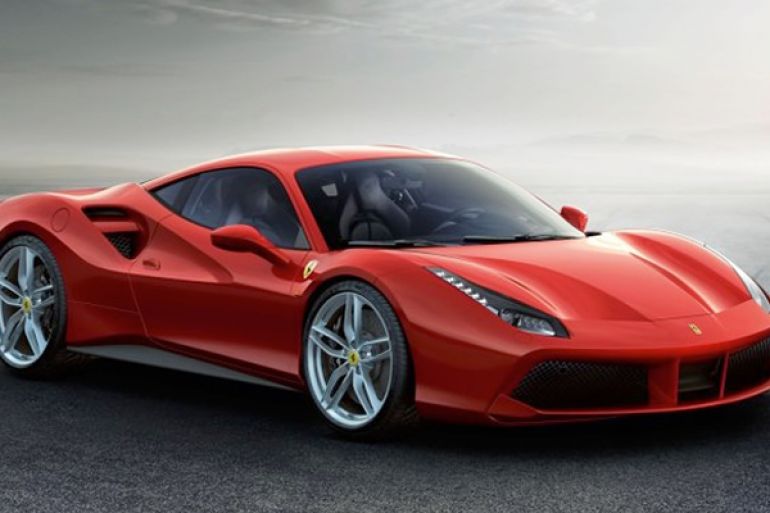 Quando-il-rosso-diventa-Passione-le-Ferrari-alla-Reggia-Outlet.jpg
