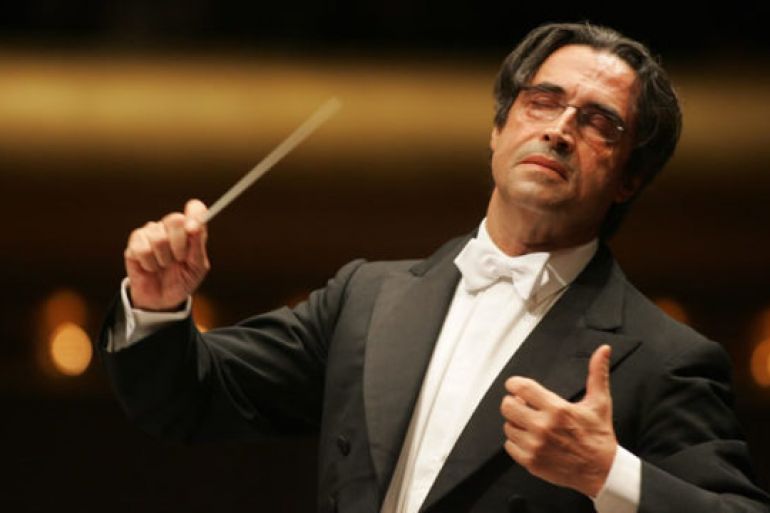 Riccardo-Muti-in-due-concerti-gratuiti-al-Conservatorio-di-San-Pietro-a-Maiella-a-Napoli.jpg