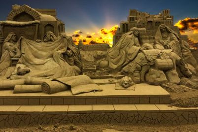 Sand-Nativity-un-grande-presepe-di-Sabbia-a-Salerno.jpg