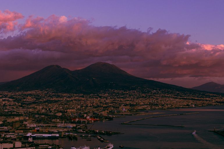 Vesuvio-Tramonto.jpeg
