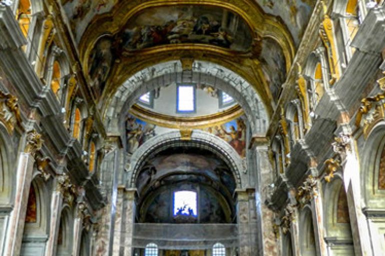 Visita-Guidata-Notturna-Teatralizzata-del-Touring-alla-Chiesa-dei-Santi-Severino-e-Sossio-e1462569896979.jpg