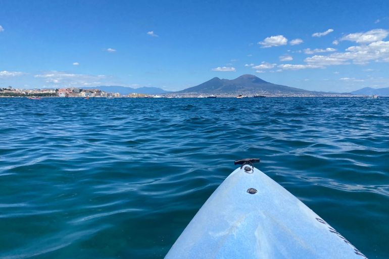 ndv-mare-posillipo-kayak-vesuvio.jpeg